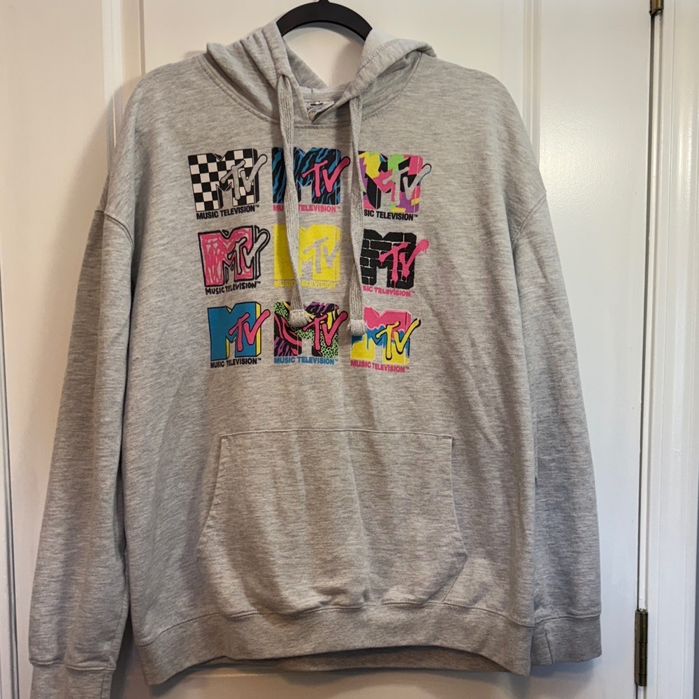 MTV Vintage Graphic Gray Sweatshirt